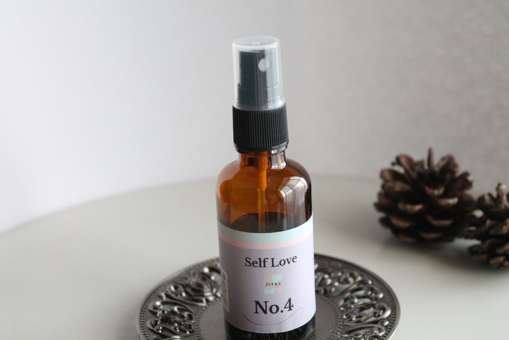 自分に優しくなれない日に｜HSP向け自愛の香り Self Love fuukaアロマ